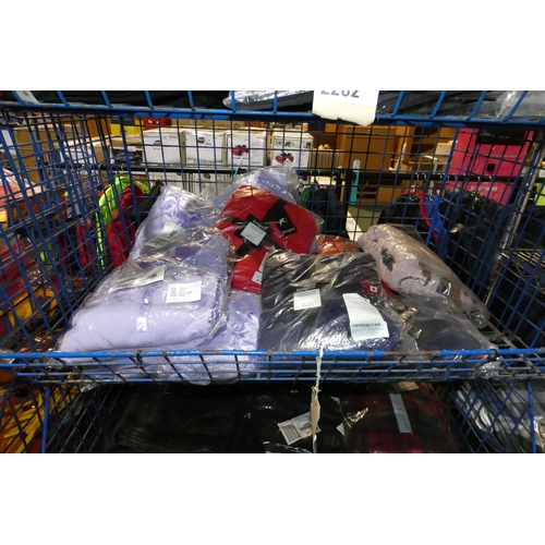 2263 - A quantity of various pyjamas. Not practical to list in detail so please view or see photographs. Co... 