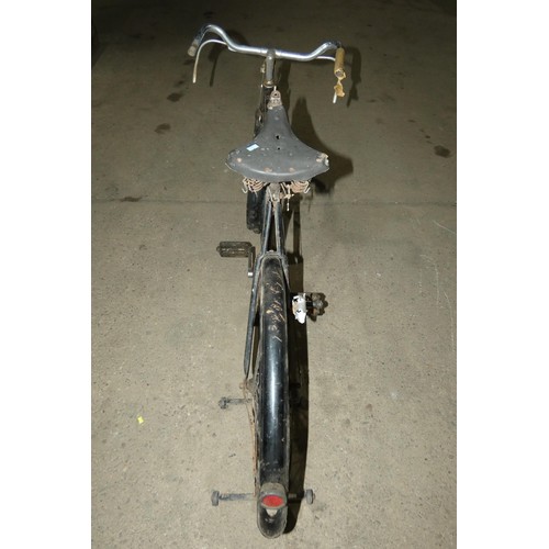 2093 - 1 x vintage bicycle - No make or model visible