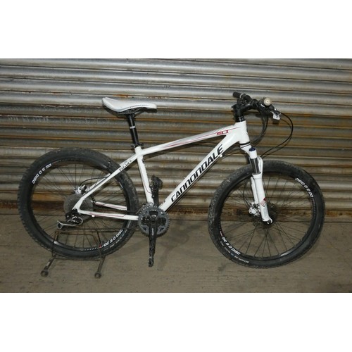 2095 - 1 x Cannondale hard tail aluminum frame mountain bike