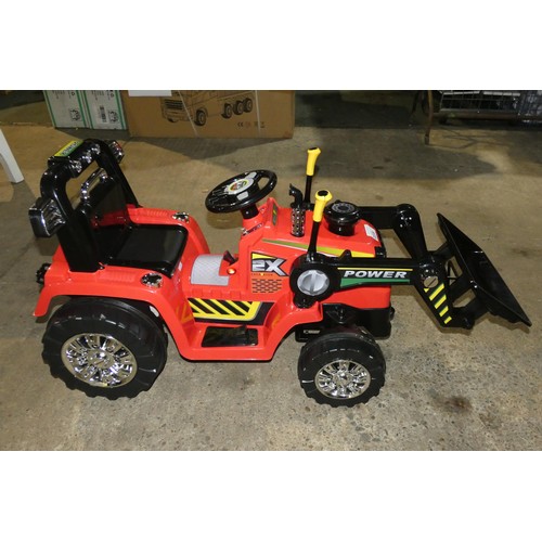 2226 - 1 x child's ride on 12v battery powered toy tractor type ZP1006. unboxed & assembled RRP £229- Colou... 