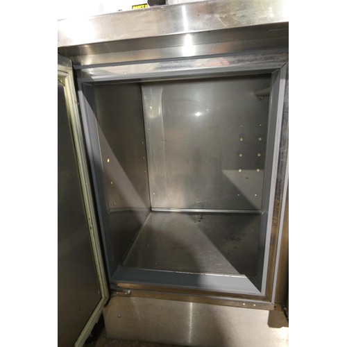 1255 - A commercial stainless steel bench fridge by Fagor, no shelves inside - trade