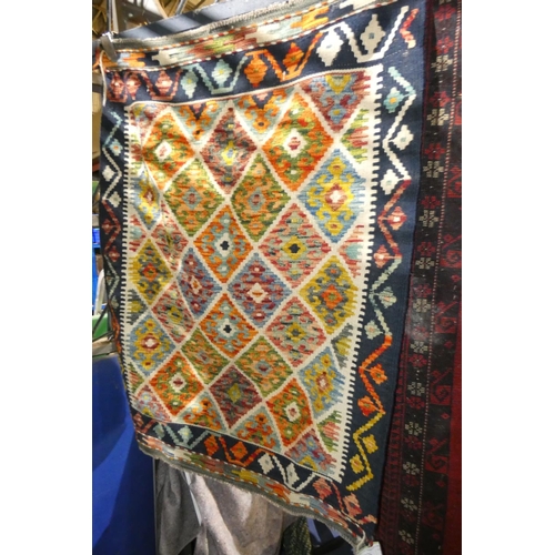 200 - A chobi kilim rug approx 121 x 74cm