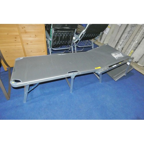 478 - 1 x Outsunny Nantan reclining sun lounger type 84B-433