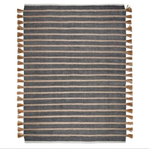 531 - 1 x Yang Cassey handmade flat weave black rug approx 200 x 300cm RRP £326