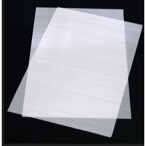 352 - 14 x WarmieHomy clear polycarbonate boards each approx 61cm x 122cm x 0.4cm thick