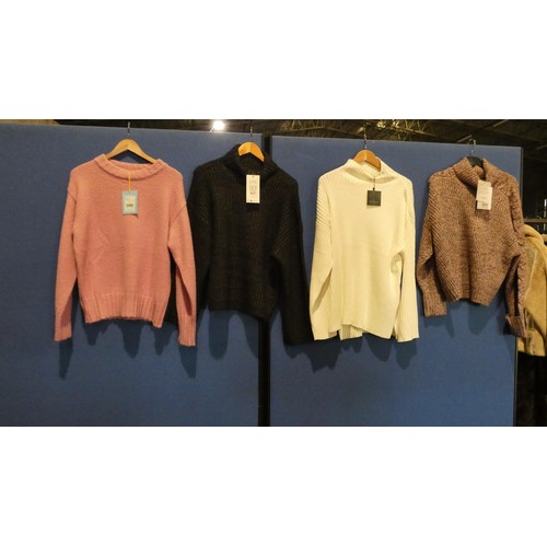 2326 - 4 x various items of ladies knitwear size XL, combined retail price approx £314