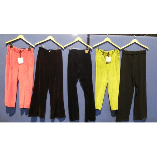 2367 - 5 x various pairs of ladies trousers. Not practical to list in size detail so please view or see pho... 