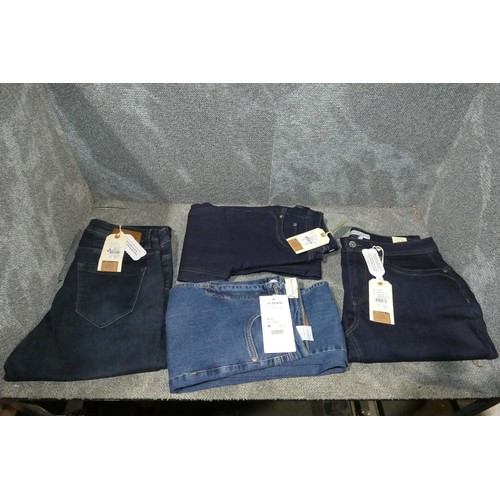 2391 - 4 x pairs of ladies jeans in various sizes / types. Not practical to list in detail so please view o... 