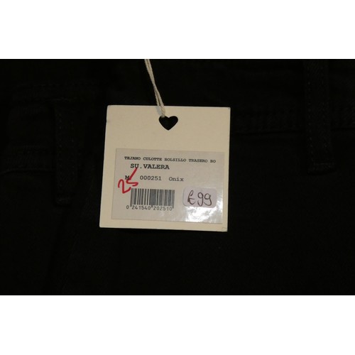 2392 - 4 x pairs of ladies jeans in various sizes / types. Not practical to list in detail so please view o... 