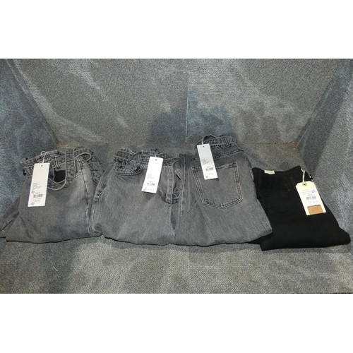 2397 - 4 x pairs of ladies jeans in various sizes / types. Not practical to list in detail so please view o... 