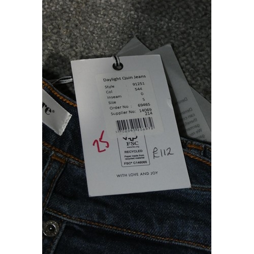 2403 - 4 x pairs of ladies jeans in various sizes / types. Not practical to list in detail so please view o... 