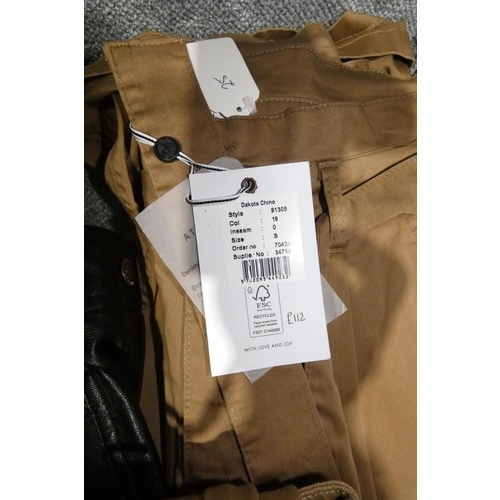 2411 - A quantity of ladies trousers in various sizes / types. Not practical to list in detail so please vi... 