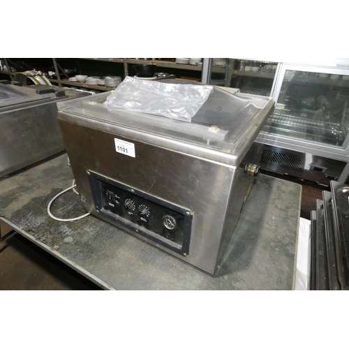 1101 - A vacuum packaging machine by HFE type Compact Pro untested - trade