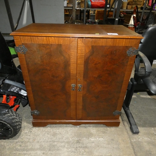 2061 - 1 x wooden two door TV cabinet