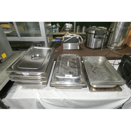 1100 - A quantity of various gastronorm trays and some lids