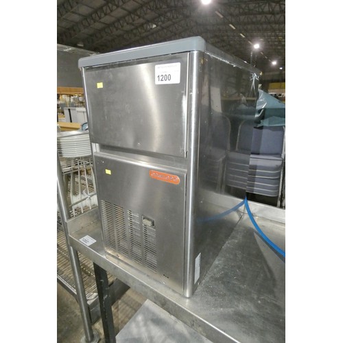 1200 - A commercial stainless steel ice making machine by Angelo Po 240v - trade