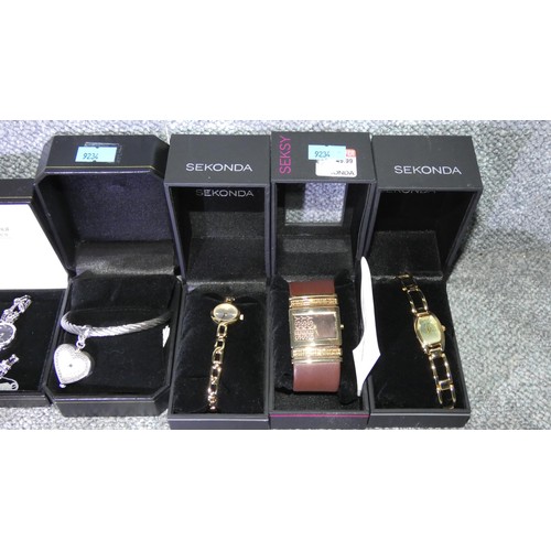 2647 - 8 x various boxed ladies Sekonda wrist watches