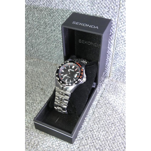 2658 - A boxed Sekonda wrist watch unused, please see pictures for more details