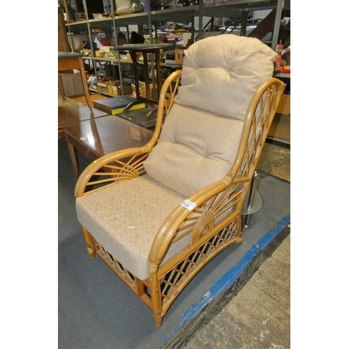 2135 - 1 x conservatory type chair with cushion