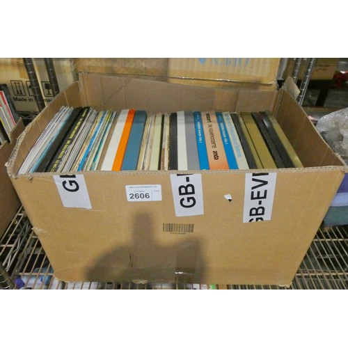 2606 - A box containing a quantity of records