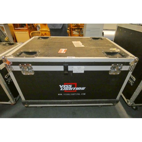 2618 - A large flight case on wheels approx 109x75x78cm