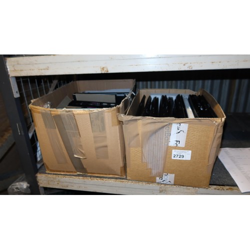 2729 - A quantity of used laptops and docks for spares and repairs - trade