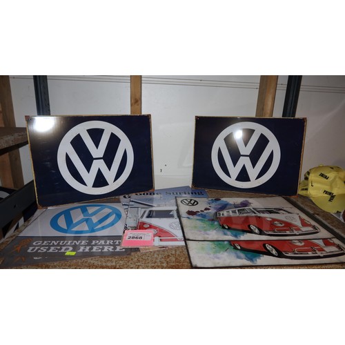 2868 - 8 x metal vintage style Volkswagen wall signs, contents of 1 shelf