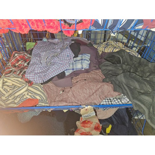 2903 - A quantity of various clothes, please see pictures or view for more details, contents of 1 basket, b... 