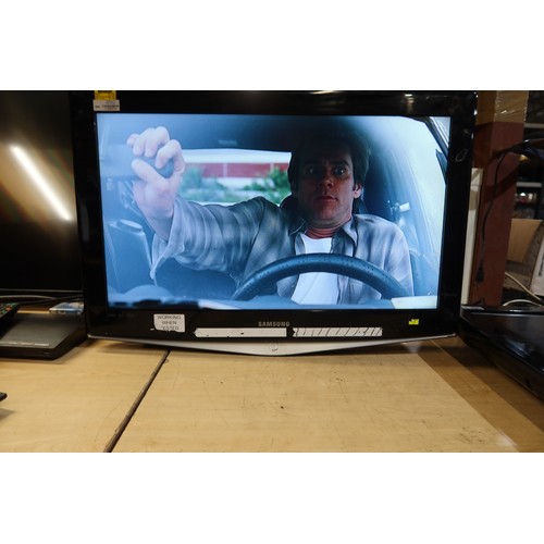 2774 - 2 x 32inch HDTVs by Samsung type LE32R74BD no stands, no remotes - trade. Tested working