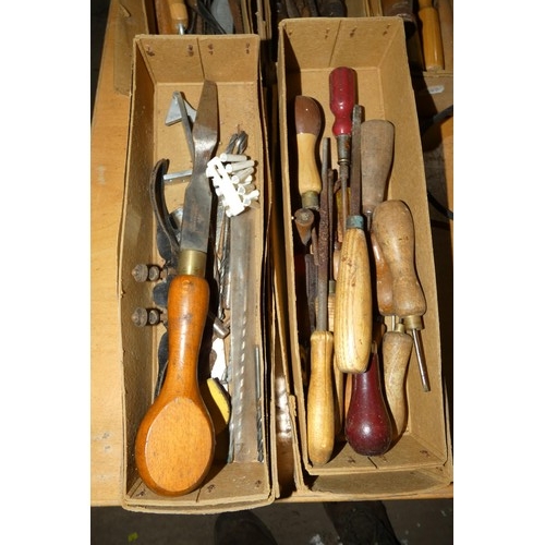 2019 - A quantity of various tools including a drill 240v, a jigsaw 240v, a battery charger, chisels etc (T... 