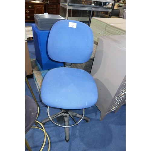 1342 - 1 x blue upholstered operators chair