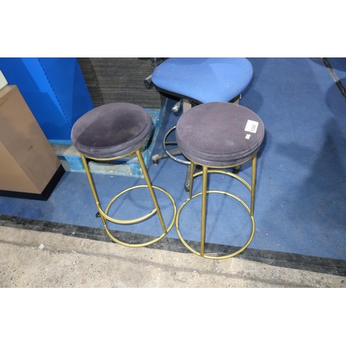 1343 - 2 x black upholstered metal framed stools