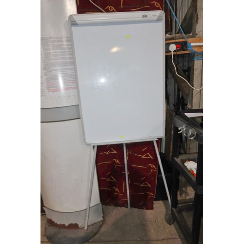 1280 - 1 x dry wipe / flip chart easel