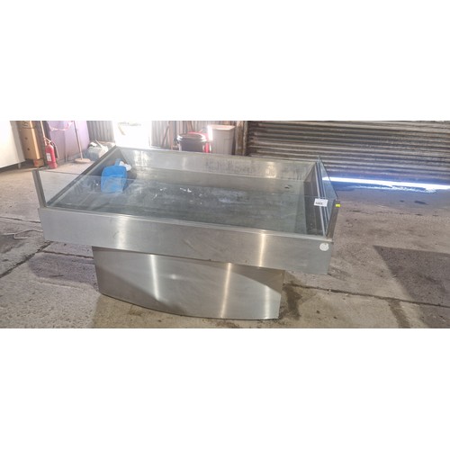 1005 - A commercial stainless steel refrigerated fish counter by XL Refrigeration ltd