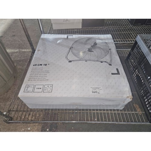 2612C - A low floor standing fan 240v - trade