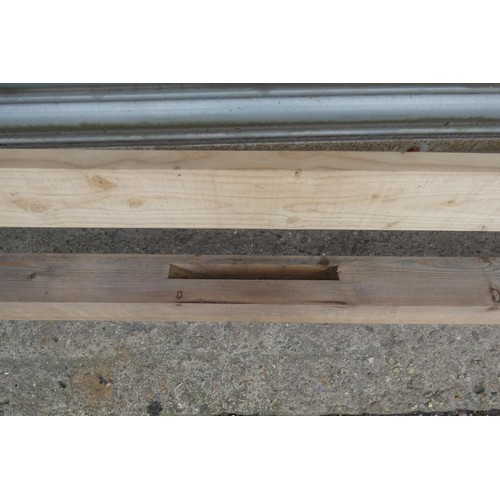 6270 - 1 x Wooden gate measuring approx 244cm / 8' - Please note this gate has no cross rail