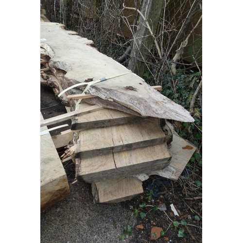 6231 - A quantity of English burr oak slabs measuring approx 240cm L x 32cm W x L