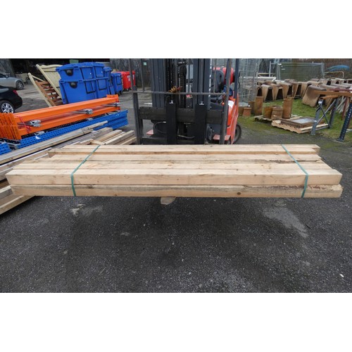 6247 - A quantity of timber comprising of mostly 10 x 10cm, lengths vary up to approx 280cm L - Top stack