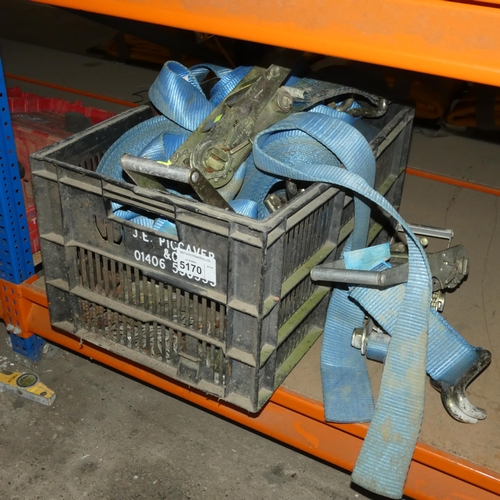 5170 - A quantity of ratchet cargo securing straps