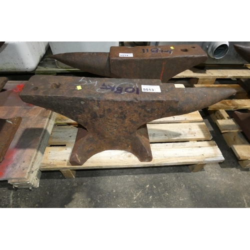 5513 - 1 x blacksmiths anvil - Anvil is marked 108kg