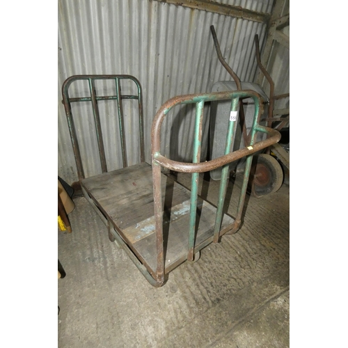 5554 - 1 x green metal warehouse trolley