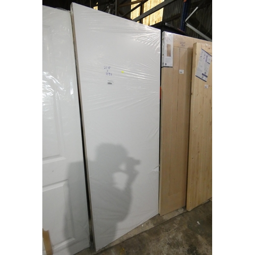 5584 - 1 x white door approx 2040 x 838mm