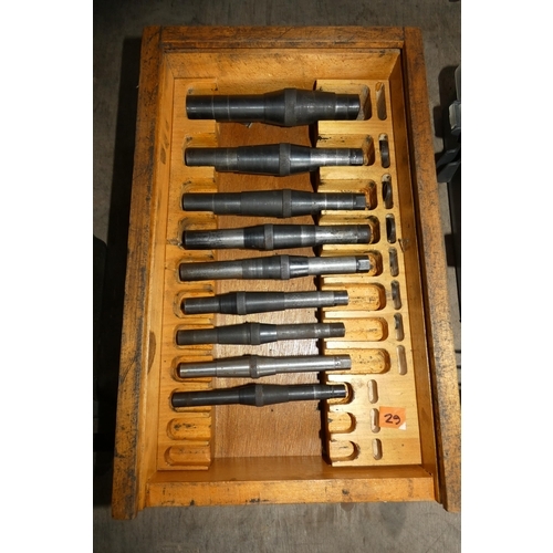 5099 - 1 box containing 9 x expanding reamer pilots