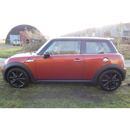 1 - Mini Cooper S hatchback 3 dr 1.6 Manual Euro 5 (s/s) 184PS, Orange, Reg No P1 PNY (private plate), 1... 