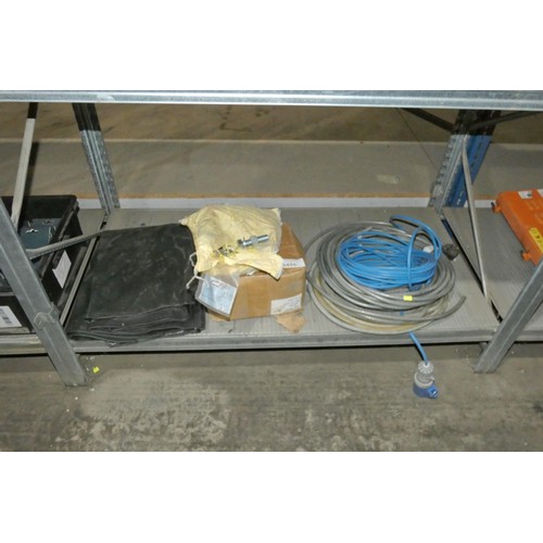 5455 - A quantity of various items including M12 washers, bolts etc. Contents of 1 shelf