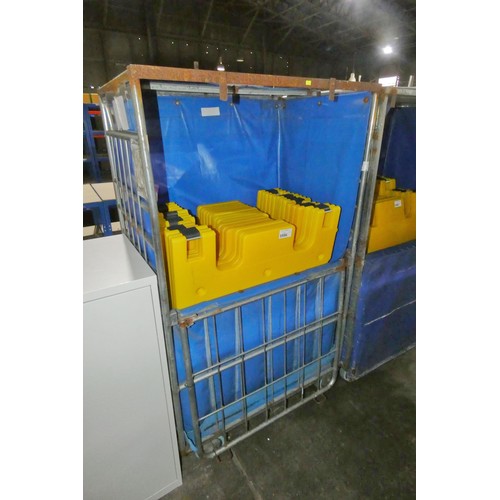 5596 - 1 x wheeled metal cage containing a quantity of yellow plastic folding barriers (cage and contents b... 