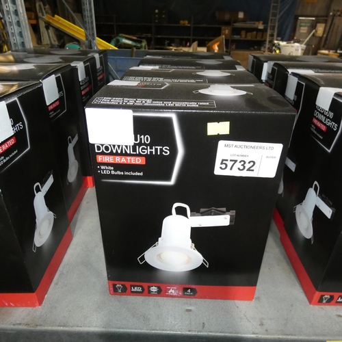 5732 - 4 x boxes each containing 4 units of LED GU10 fire rated downlights (16 total)