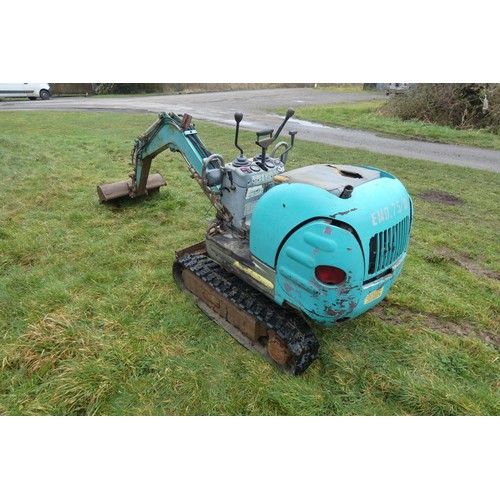 5852 - 1 x Kobelco sit on micro digger model SK007-3, hour meter reads 1270 hours, diesel engine, 0.75 ton,... 