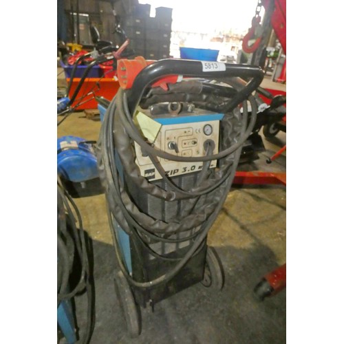 5813 - 1 x SAF Zip 3.0 air plasma cutter 3ph