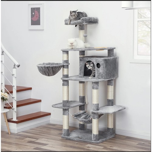 300 - 1 x Barking 164cm cat tree RRP £56